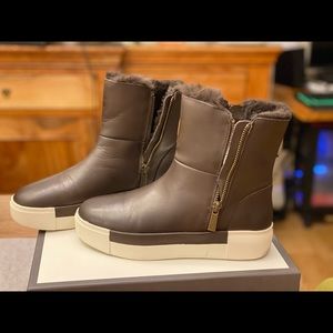 J/Slides brown leather victory boot